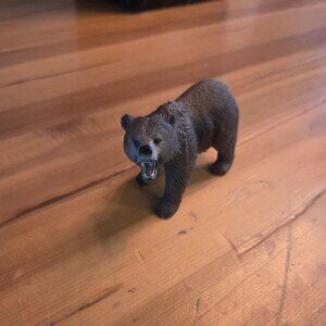 Schleich 14685 Grizzly Bear 4.3" Figure Toy